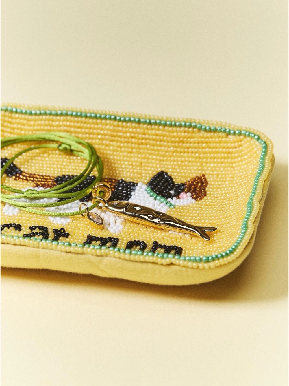 π± Anthropologie Fiona Cat Mom Beaded Tray Mini Jewelry Trinket Yellow - Picture 2 of 4